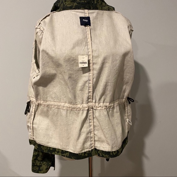 GAP NWT floral camo snap on jacket - Picture 6 of 6